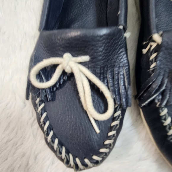 Minnetonka Leather Moccasins - Picture 3 of 12